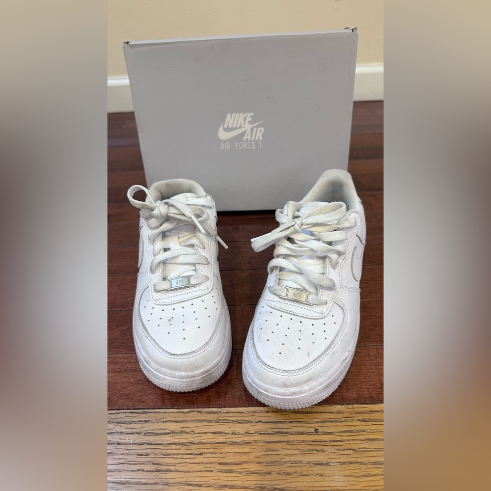 Nike Kids White Low-Top Sneakers